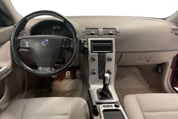 punainen Volvo V50 2012 kuva 9.