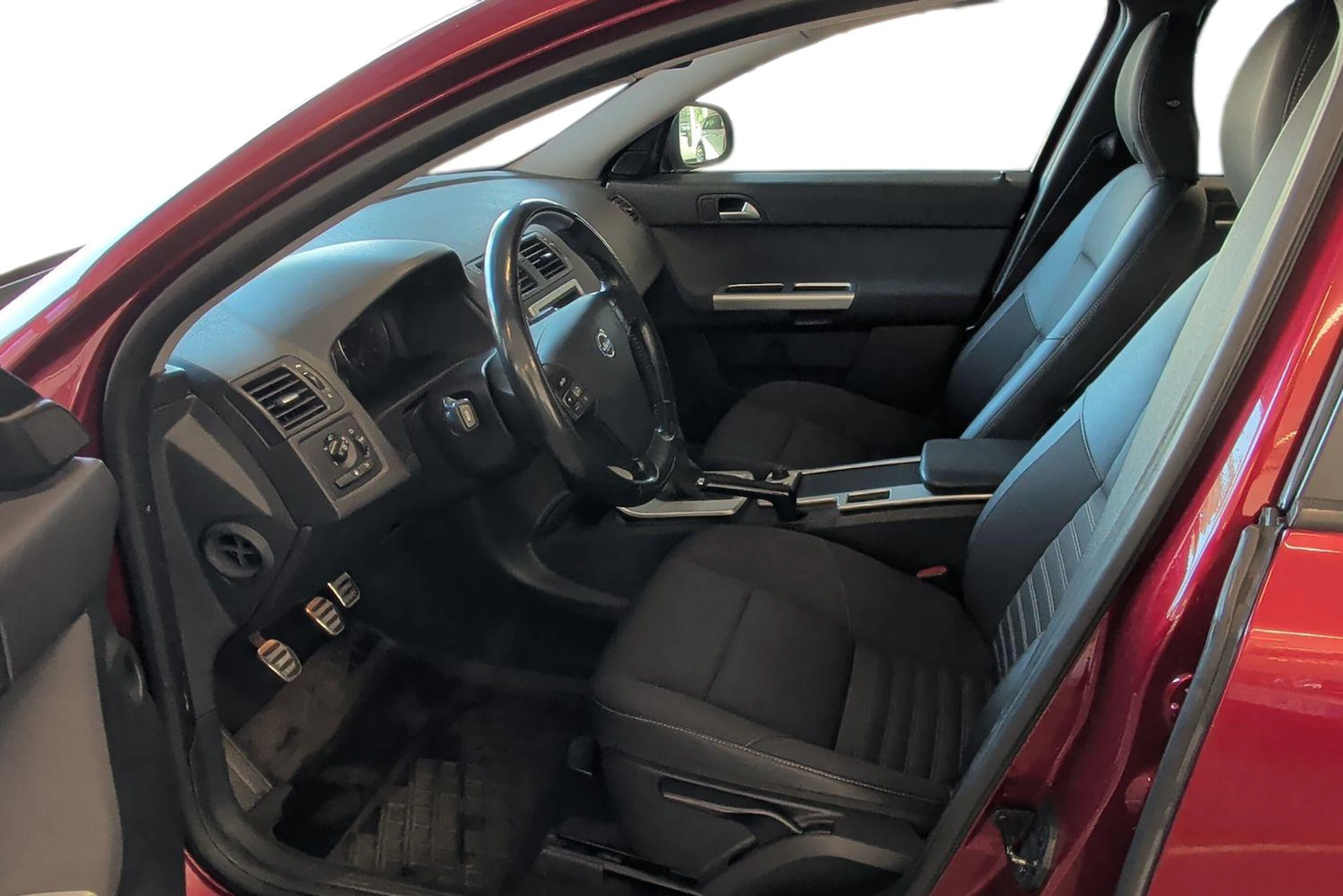 punainen Volvo V50 2012 kuva 6.