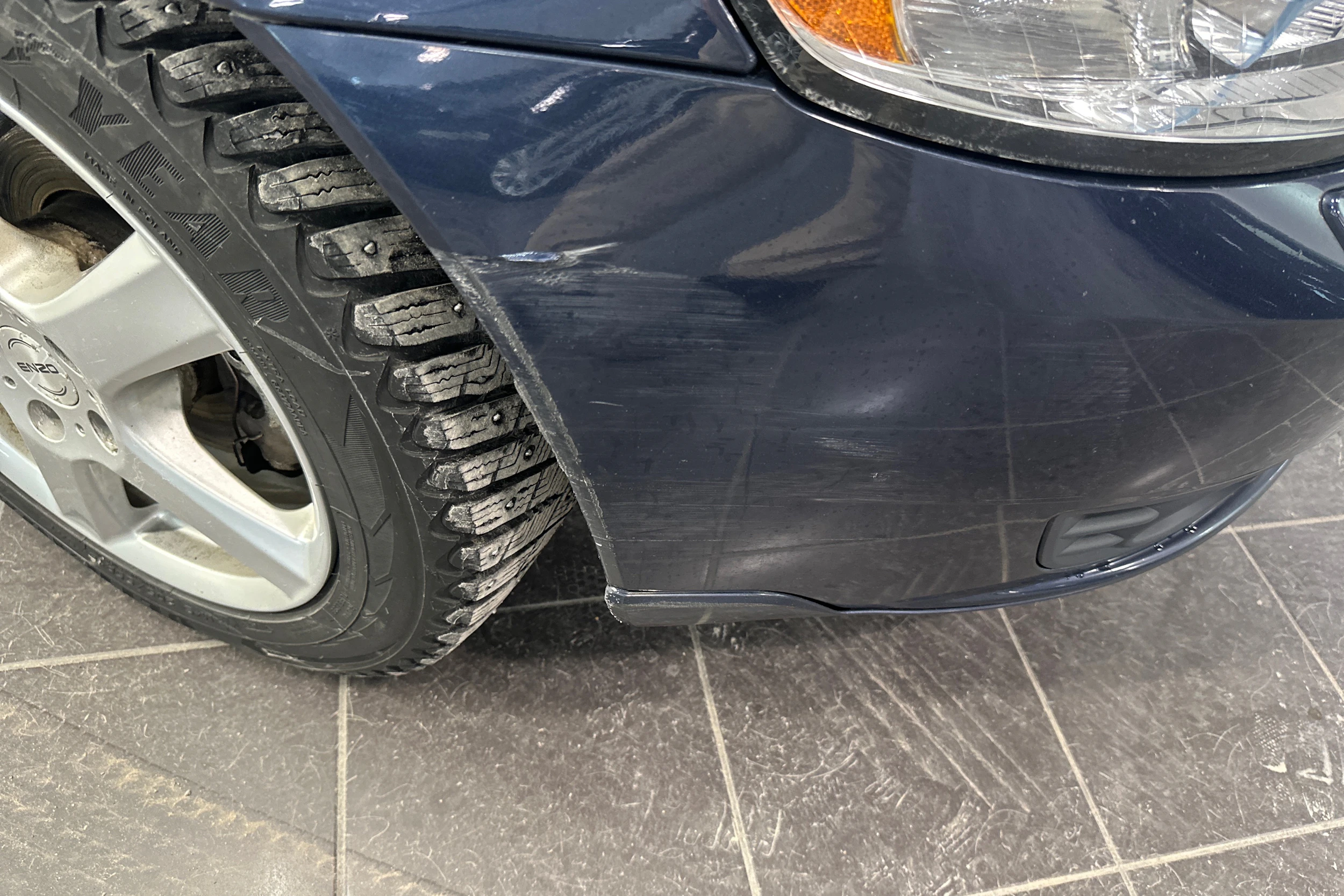 Sininen Volvo V50 2012 kuva 15.