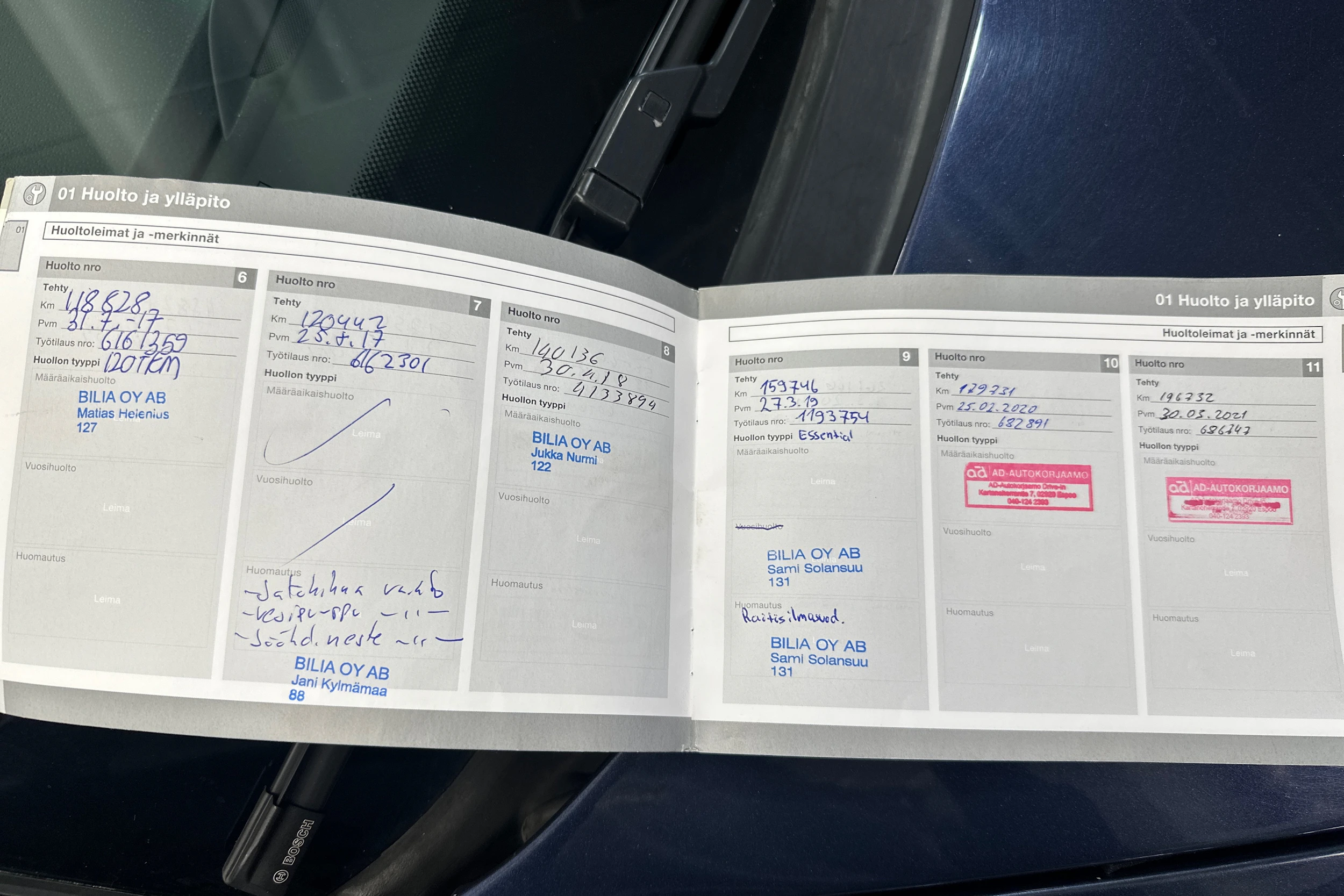 Sininen Volvo V50 2012 kuva 18.