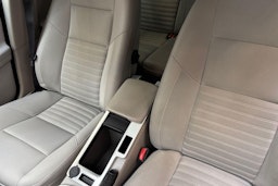 musta Volvo V50 2012 kuva 10.