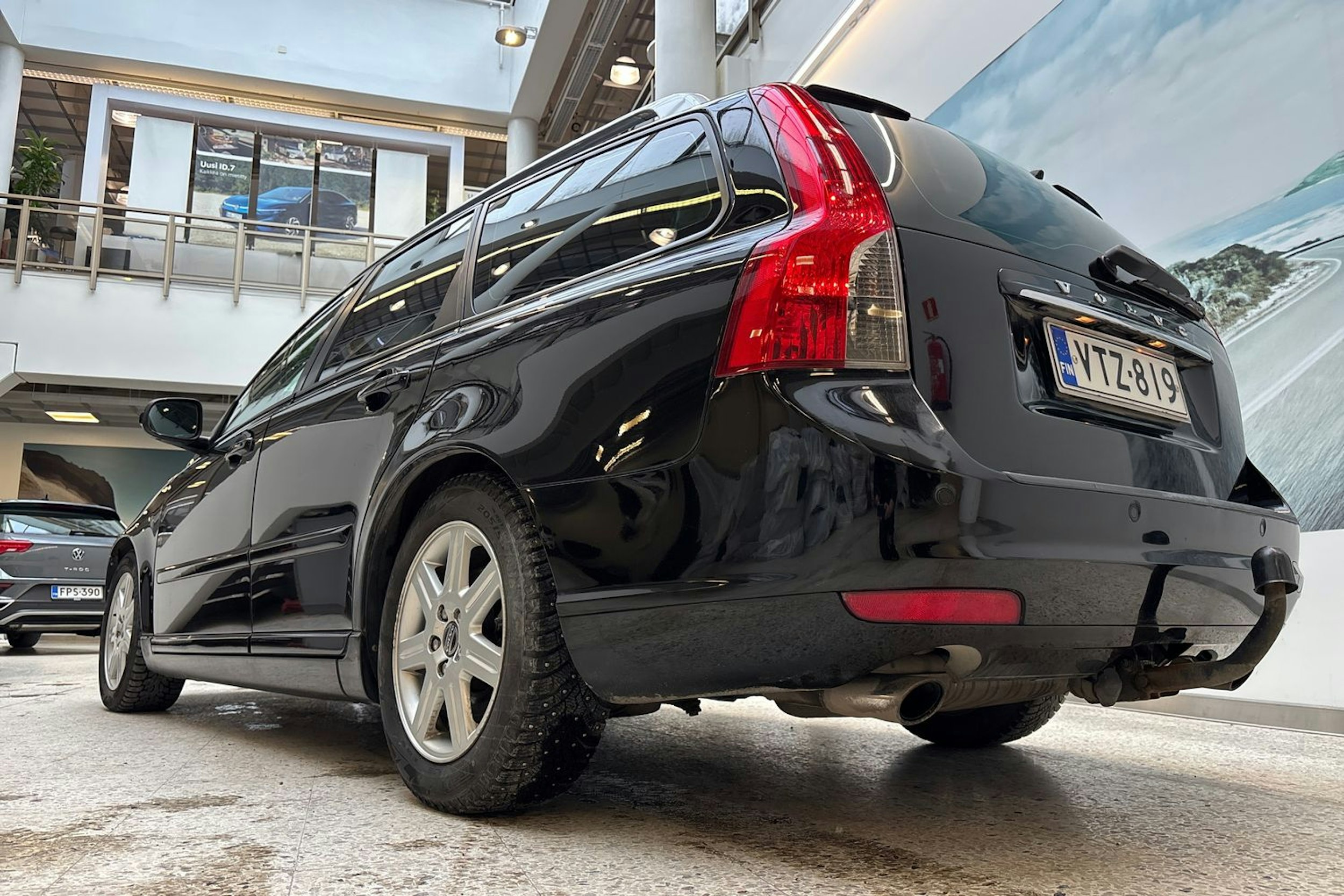 musta Volvo V50 2012 kuva 21.