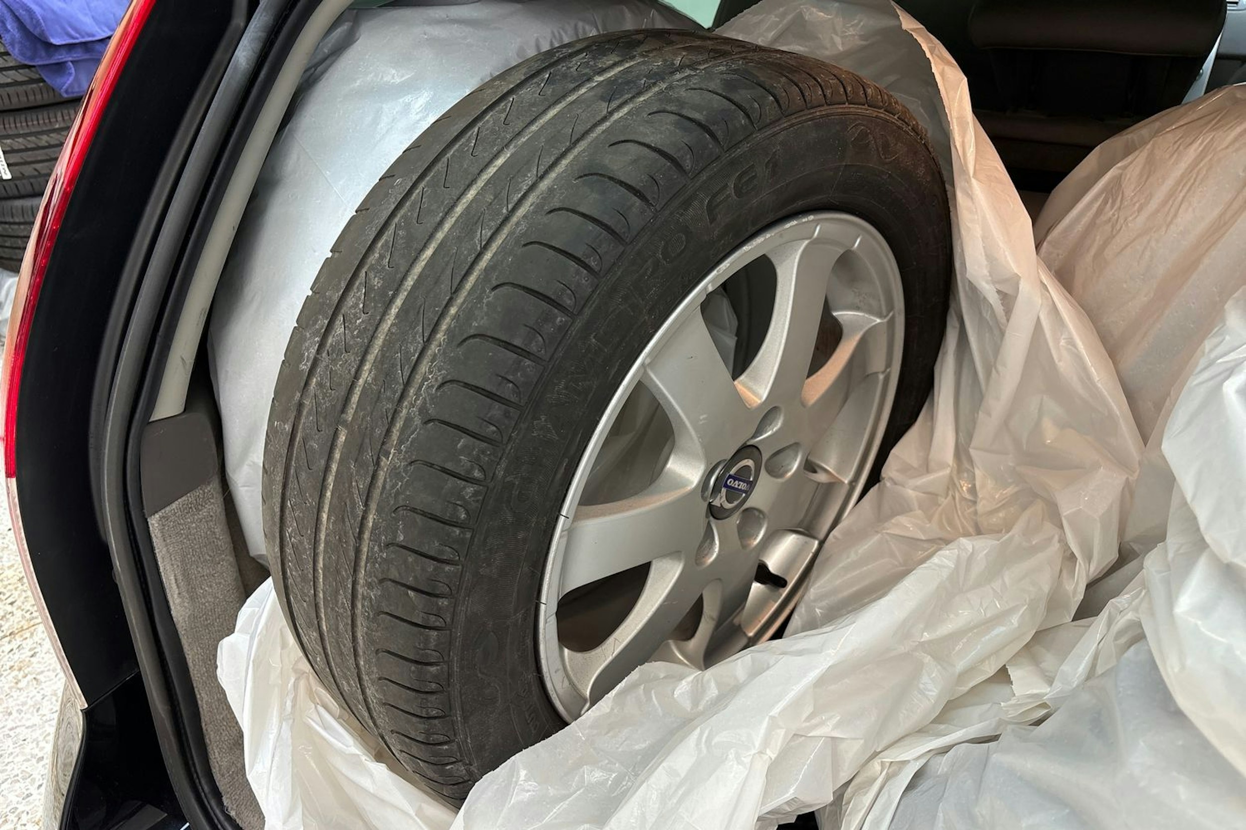 musta Volvo V50 2012 kuva 29.