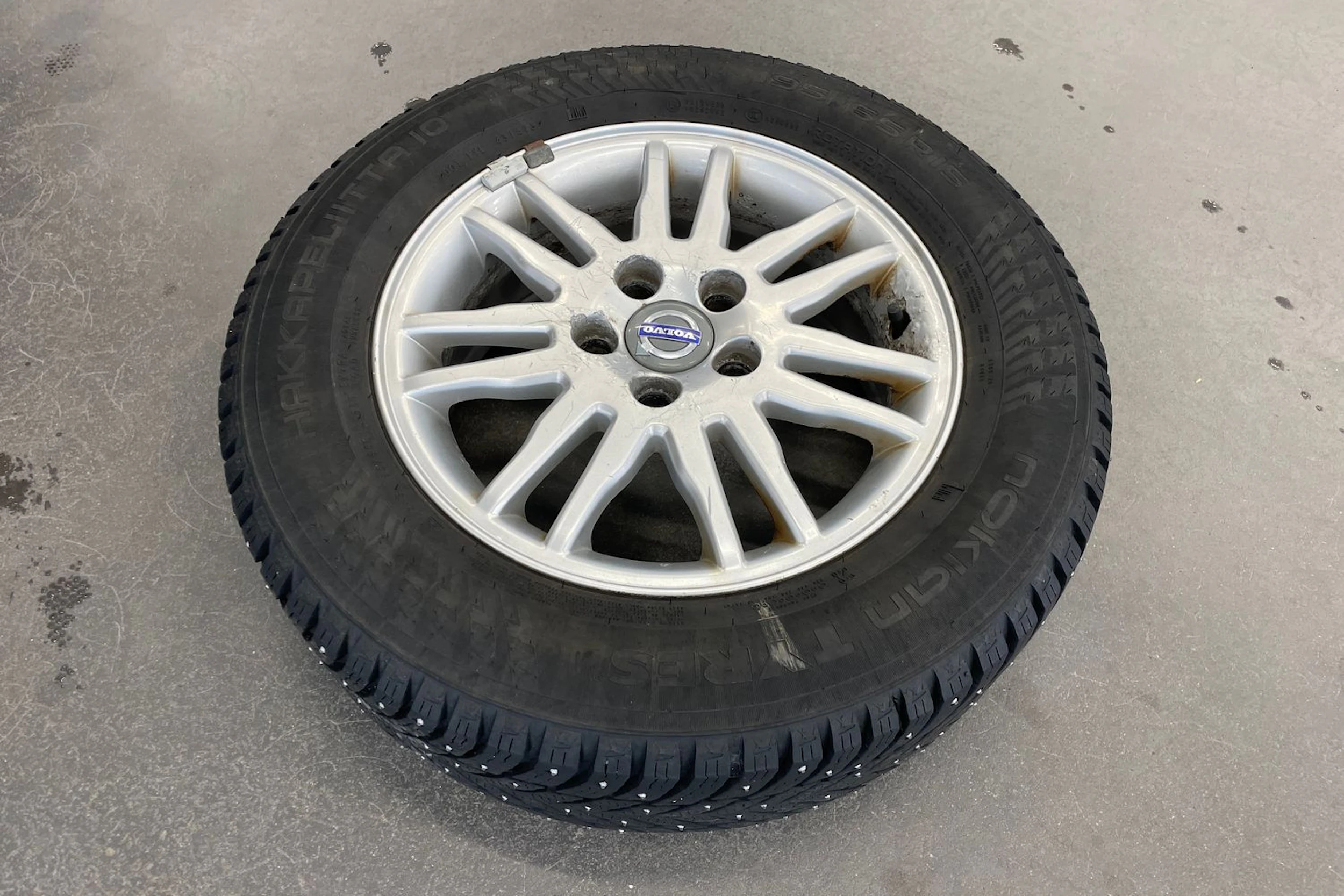 punainen Volvo V50 2012 kuva 10.