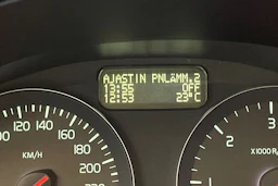 punainen Volvo V50 2012 kuva 30.