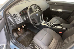sininen Volvo V50 2012 kuva 6.
