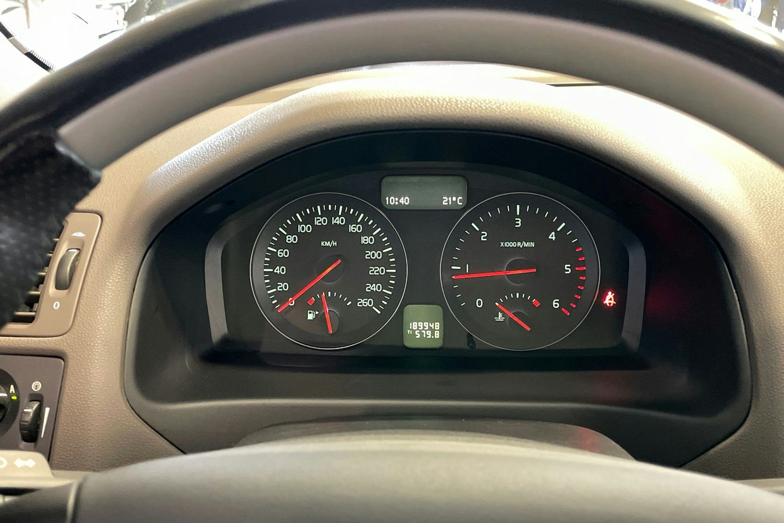 Sininen Volvo V50 2012 kuva 14.