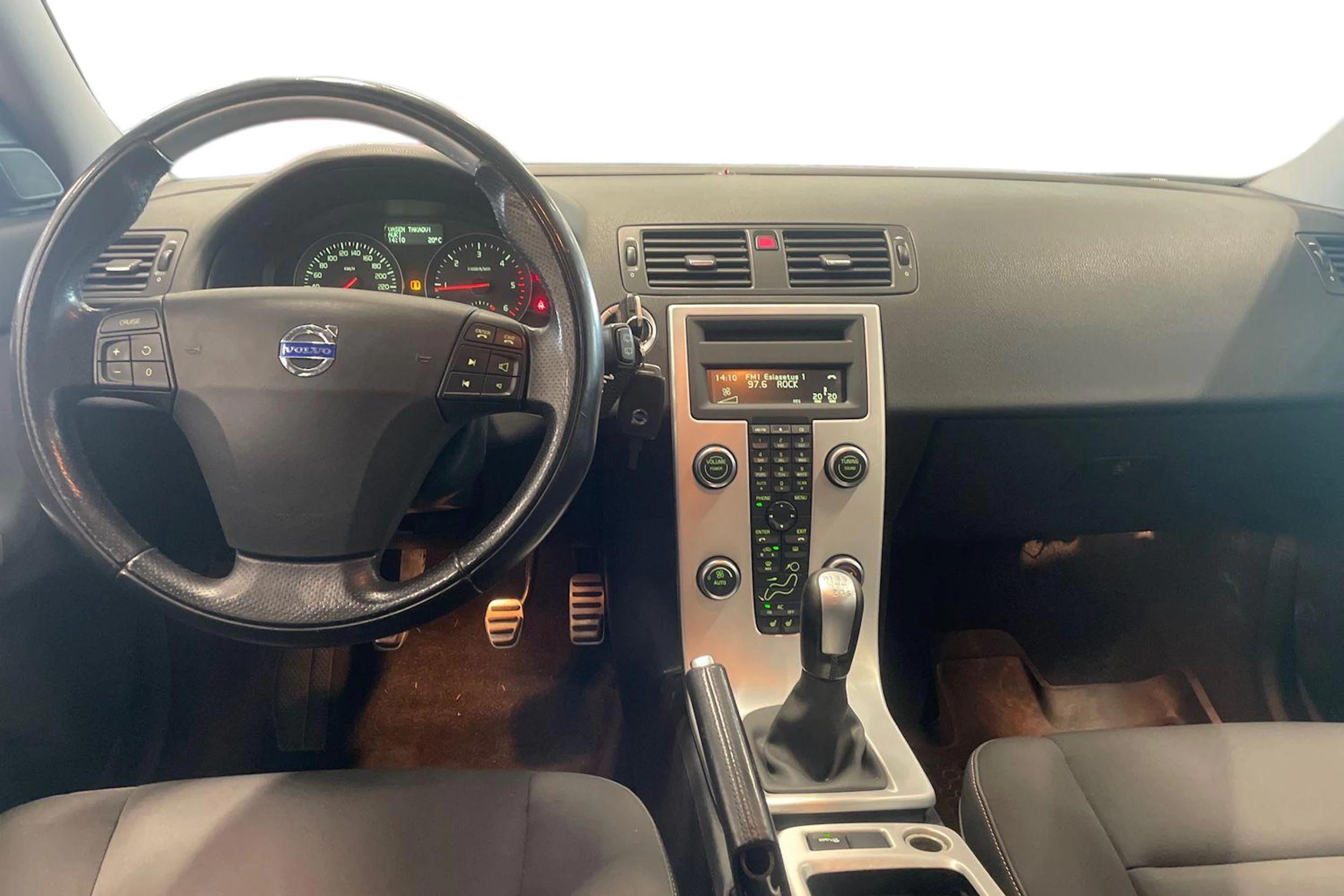harmaa Volvo V50 2012 kuva 9.