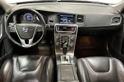 musta Volvo V60 2010 kuva 7.