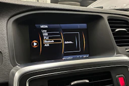 musta Volvo V60 2010 kuva 18.