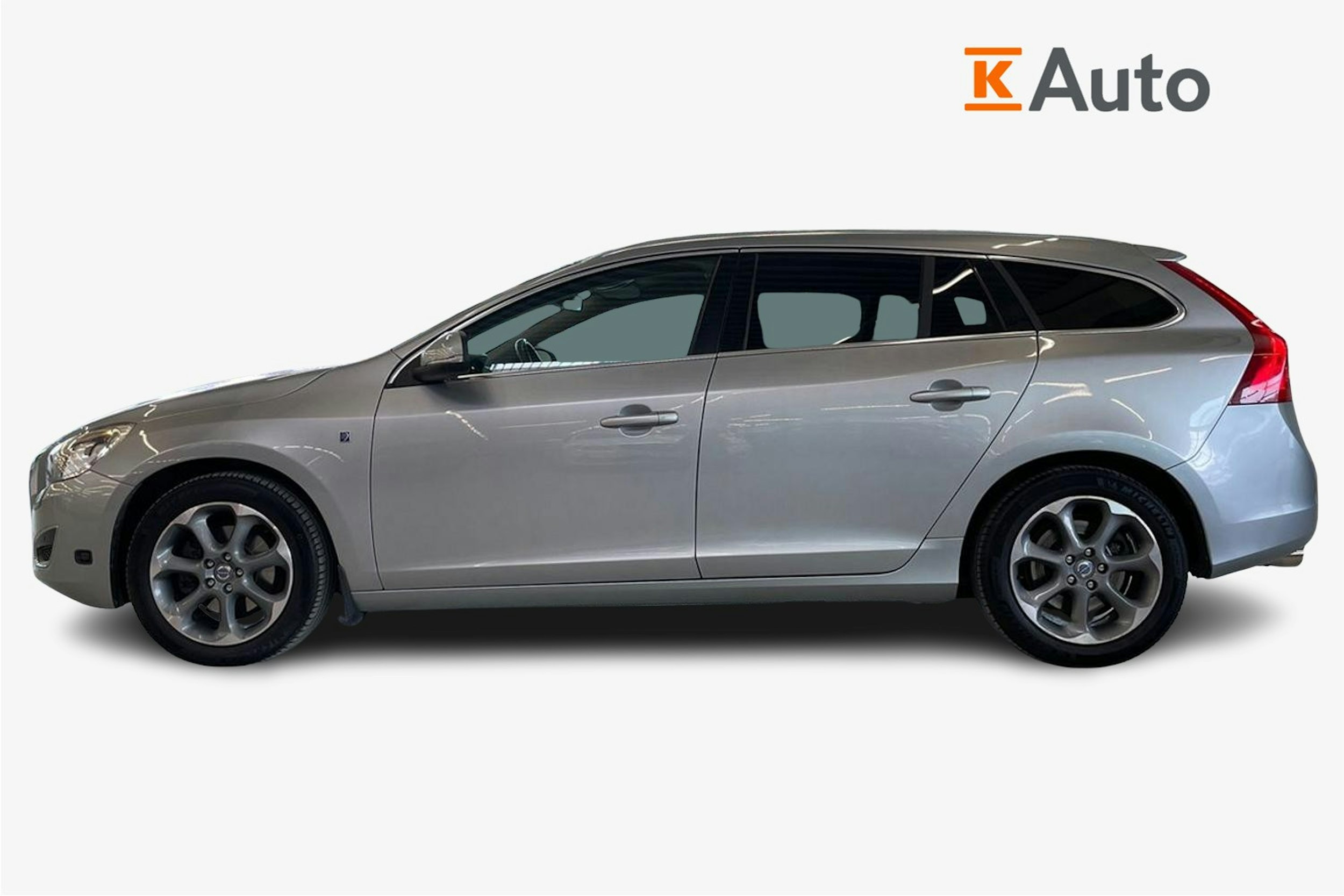 harmaa Volvo V60 2011 kuva 6.