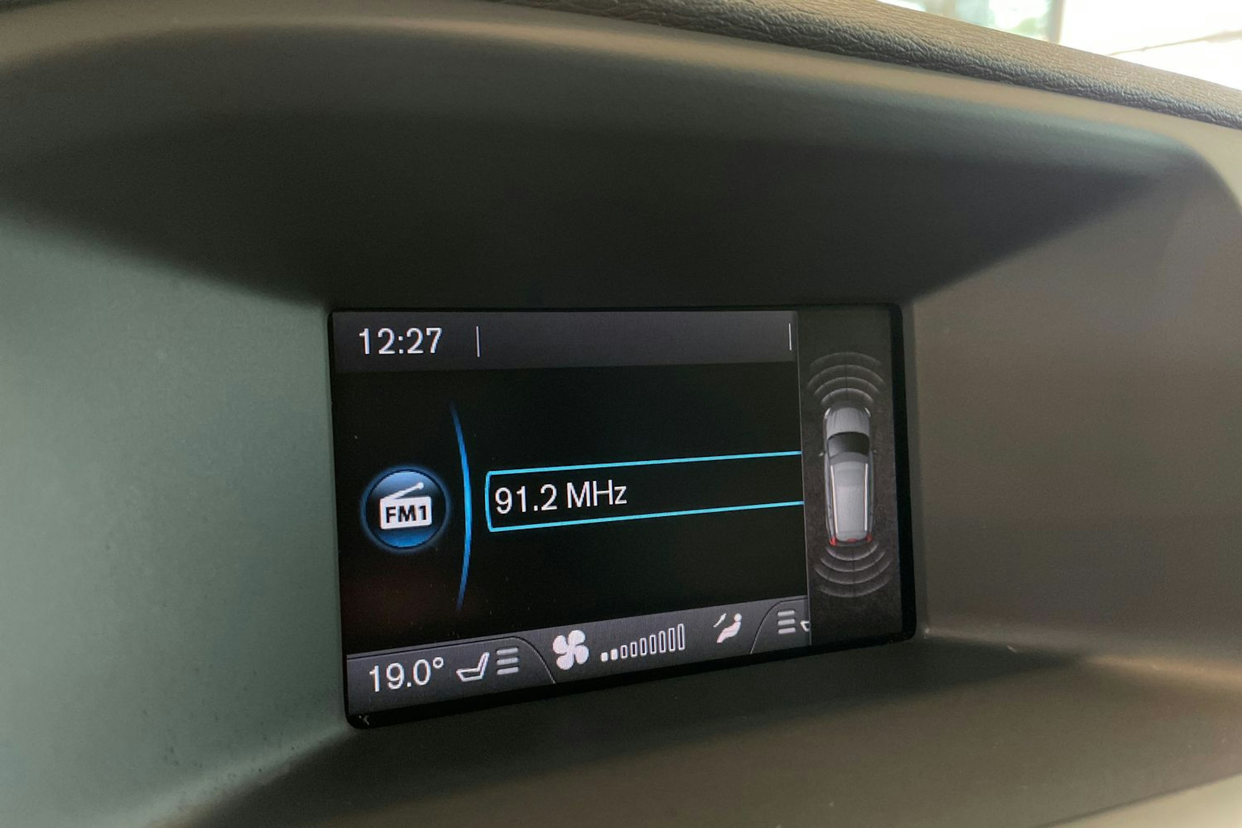 harmaa Volvo V60 2011 kuva 20.