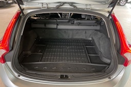 harmaa Volvo V60 2011 kuva 24.