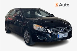 Musta Volvo V60 2011 kuva 1.