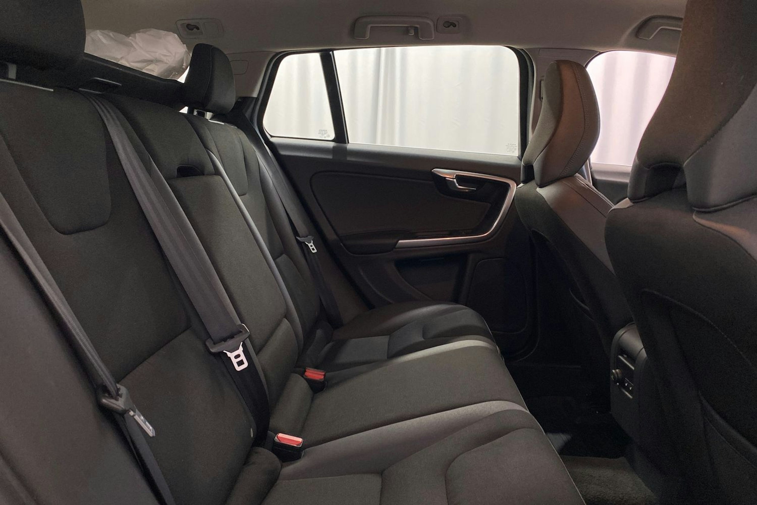 harmaa Volvo V60 2011 kuva 15.