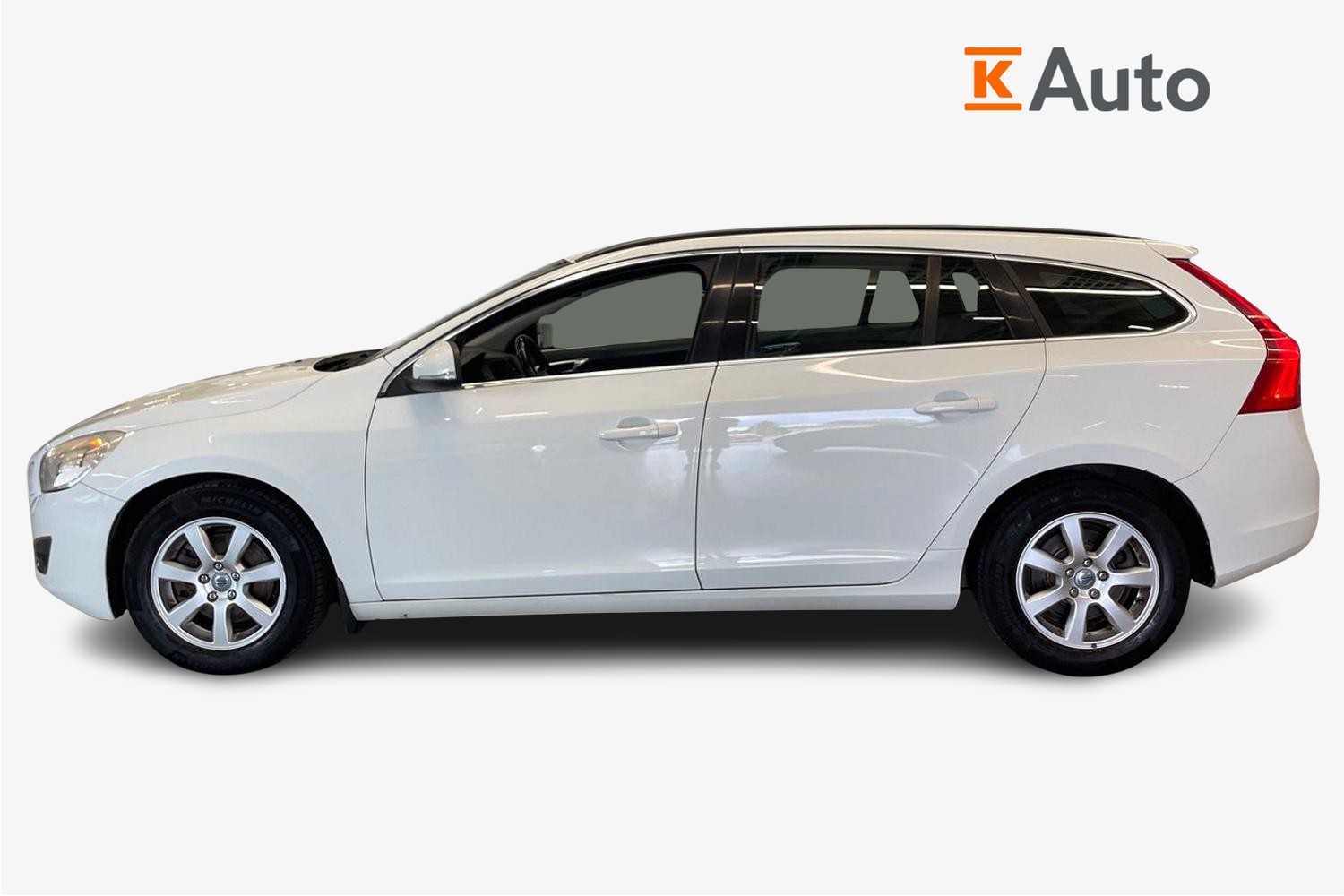 Volvo V60 T3 Momentum 2011, kuva 5/27