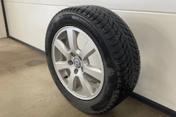 valkoinen Volvo V60 2011 kuva 10.