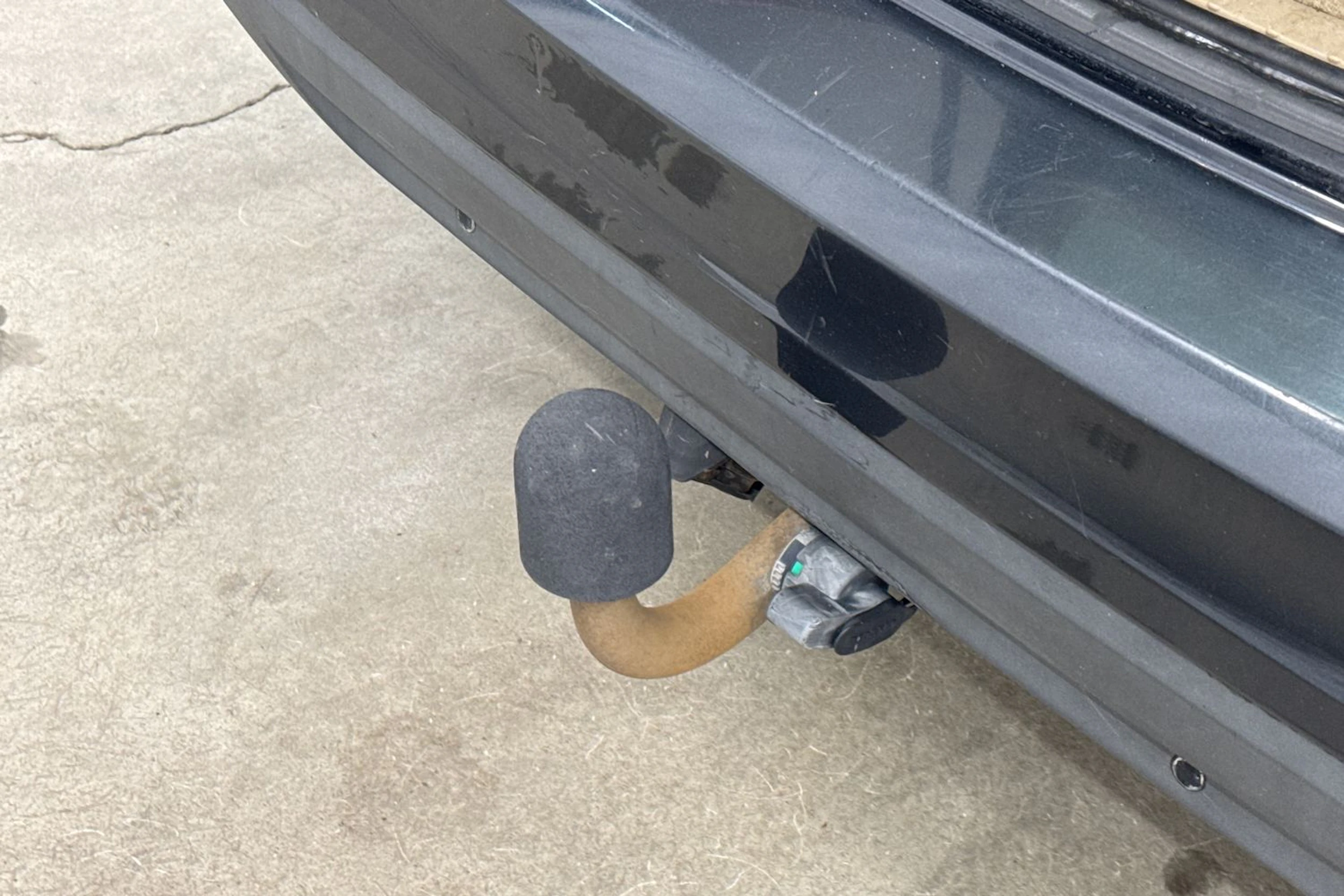 Harmaa Volvo V60 2011 kuva 16.