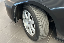 musta Volvo V60 2012 kuva 13.