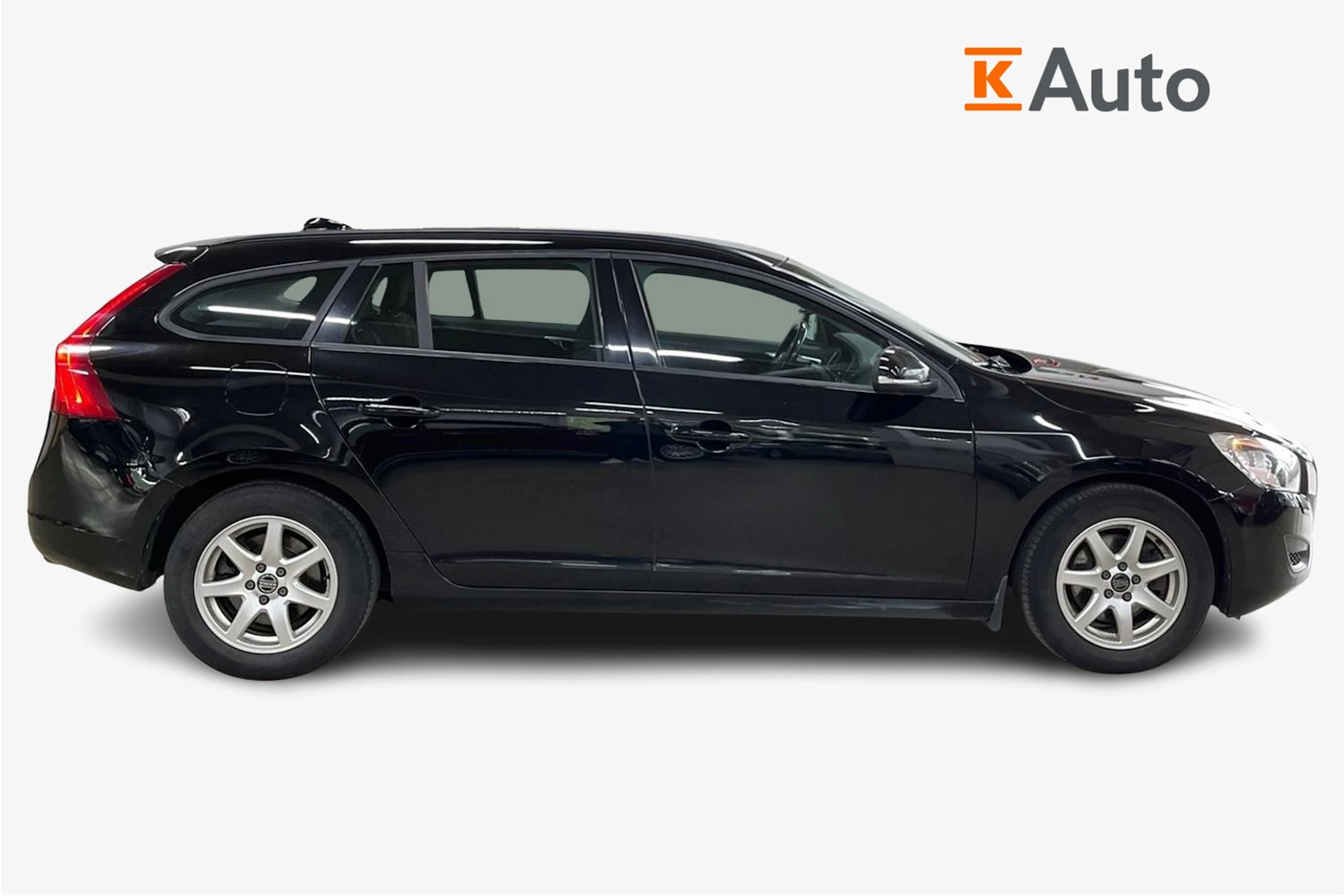 musta Volvo V60 2012 kuva 7.