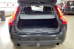musta Volvo V60 2012 kuva 21.