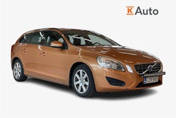 Oranssi Volvo V60 2012 kuva 1.