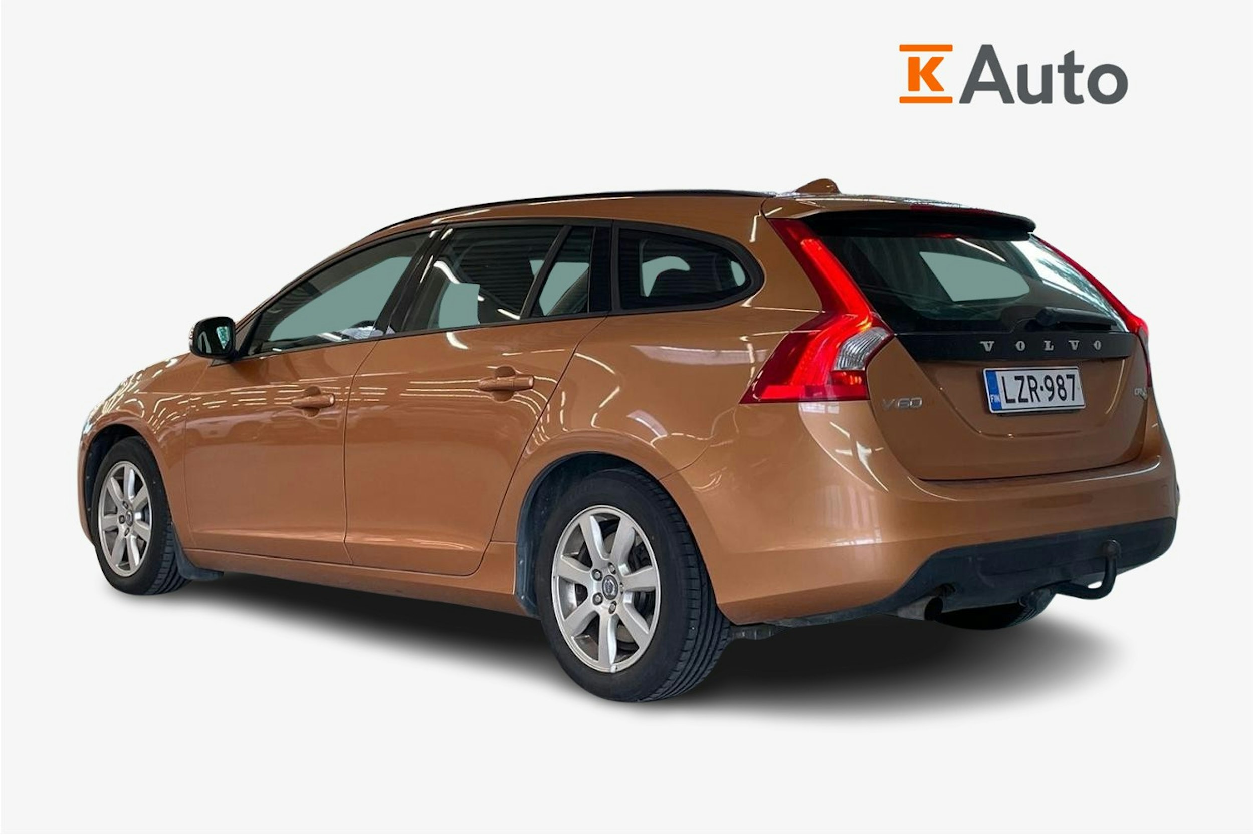 Oranssi Volvo V60 2012 kuva 2.