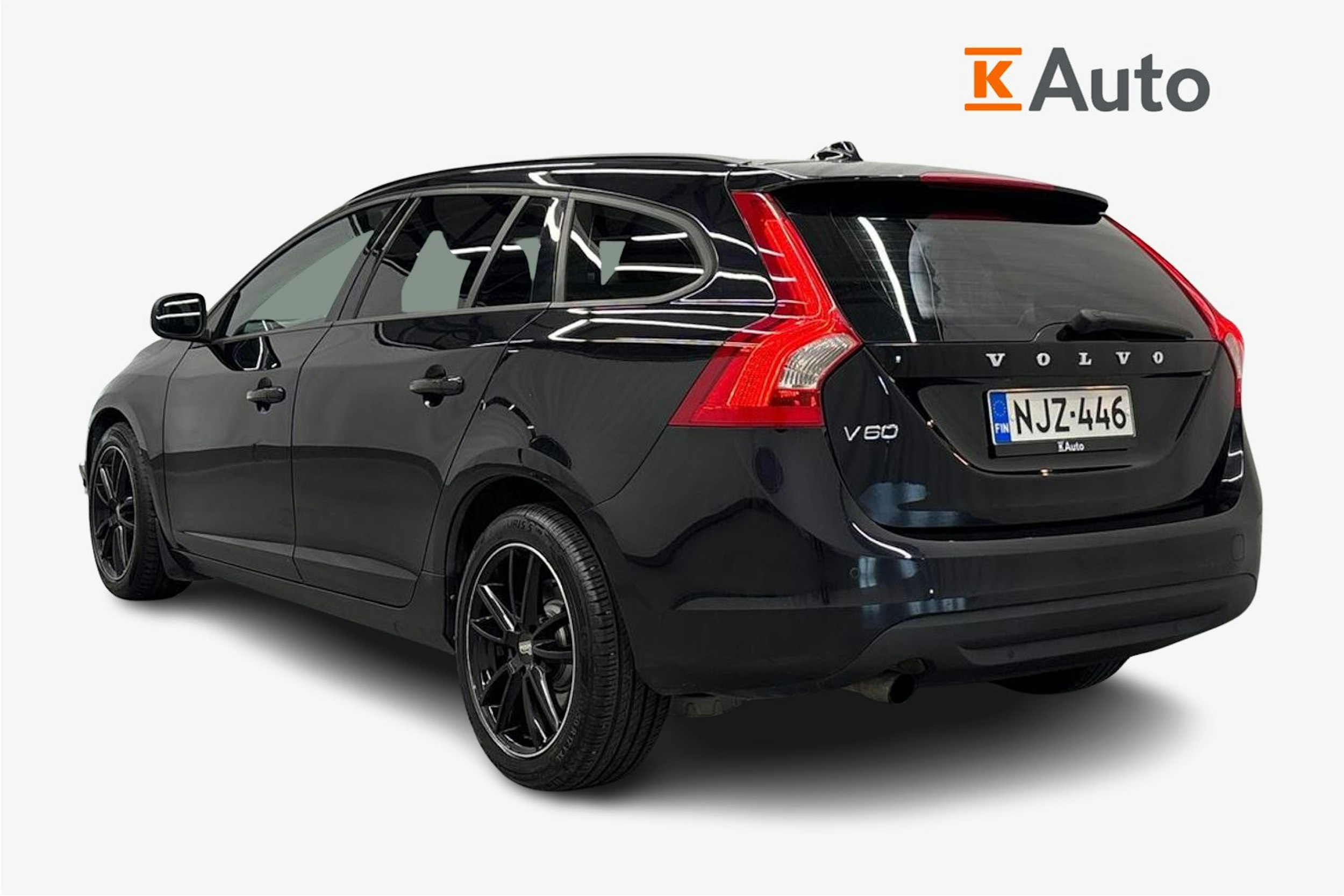 musta Volvo V60 2012 kuva 2.
