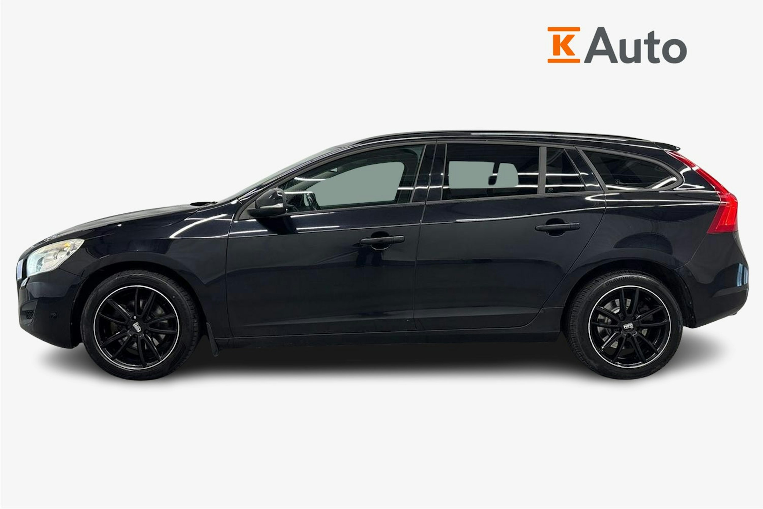 musta Volvo V60 2012 kuva 6.