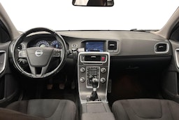 musta Volvo V60 2012 kuva 9.