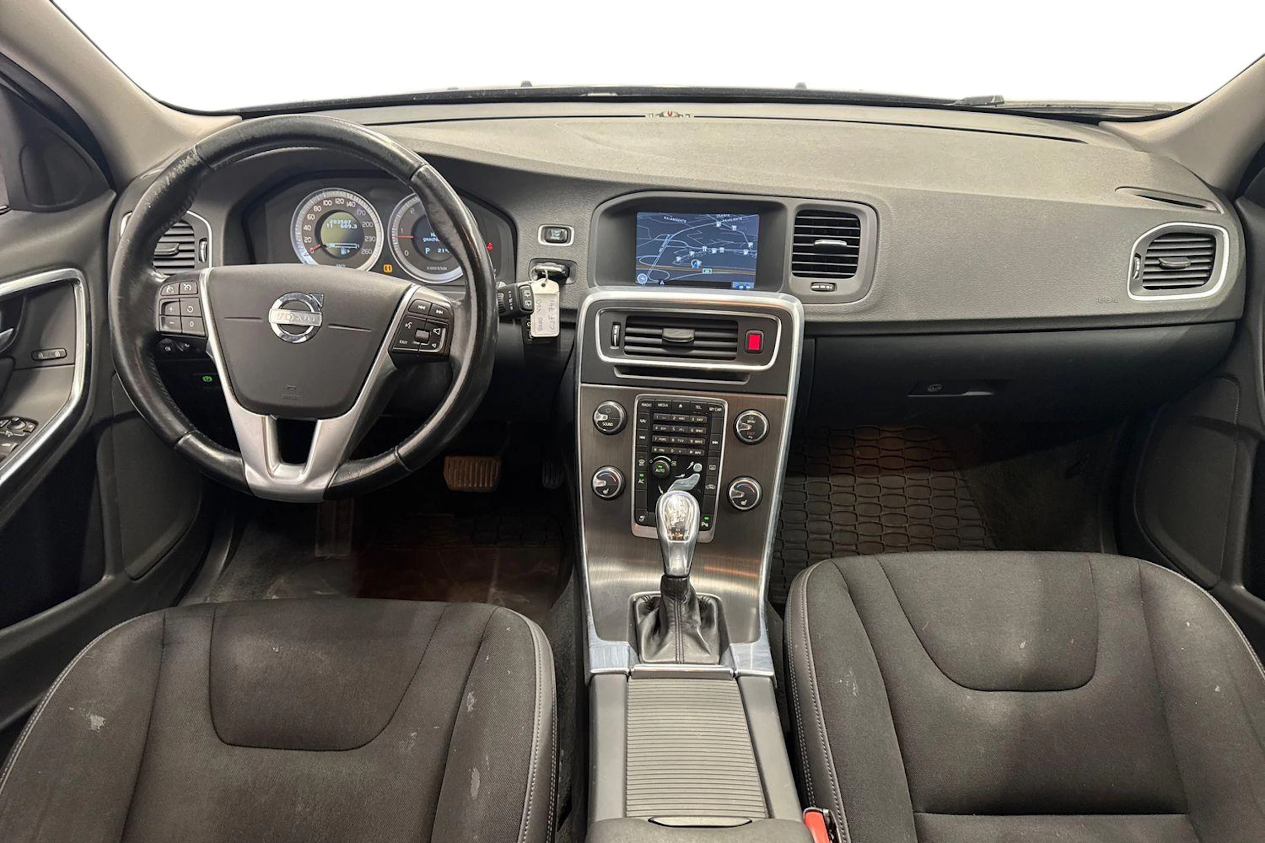 sininen Volvo V60 2013 kuva 9.
