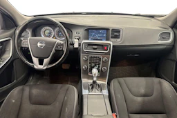 sininen Volvo V60 2013 kuva 9.