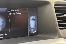 sininen Volvo V60 2013 kuva 25.