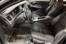 musta Volvo V60 2013 kuva 3.