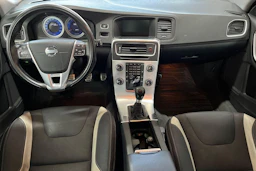 Sininen Volvo V60 2013 kuva 7.