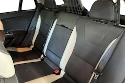 Sininen Volvo V60 2013 kuva 8.