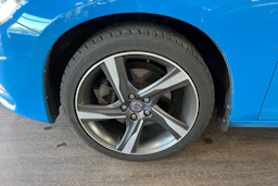 Sininen Volvo V60 2013 kuva 10.