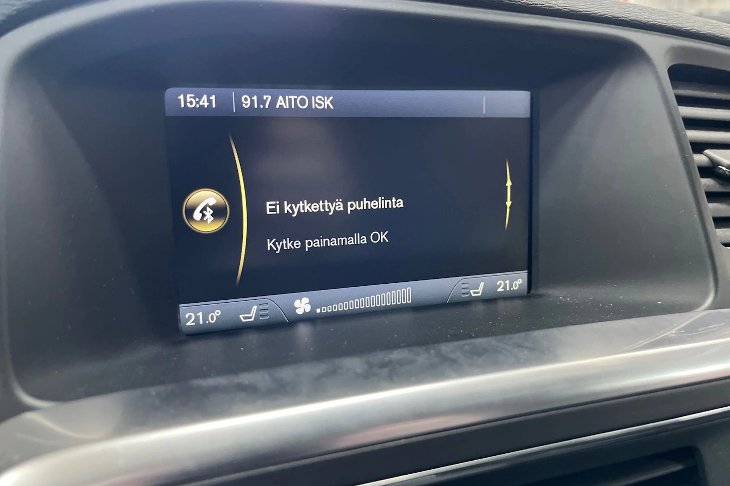 Sininen Volvo V60 2013 kuva 13.
