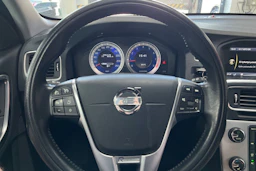 Sininen Volvo V60 2013 kuva 16.