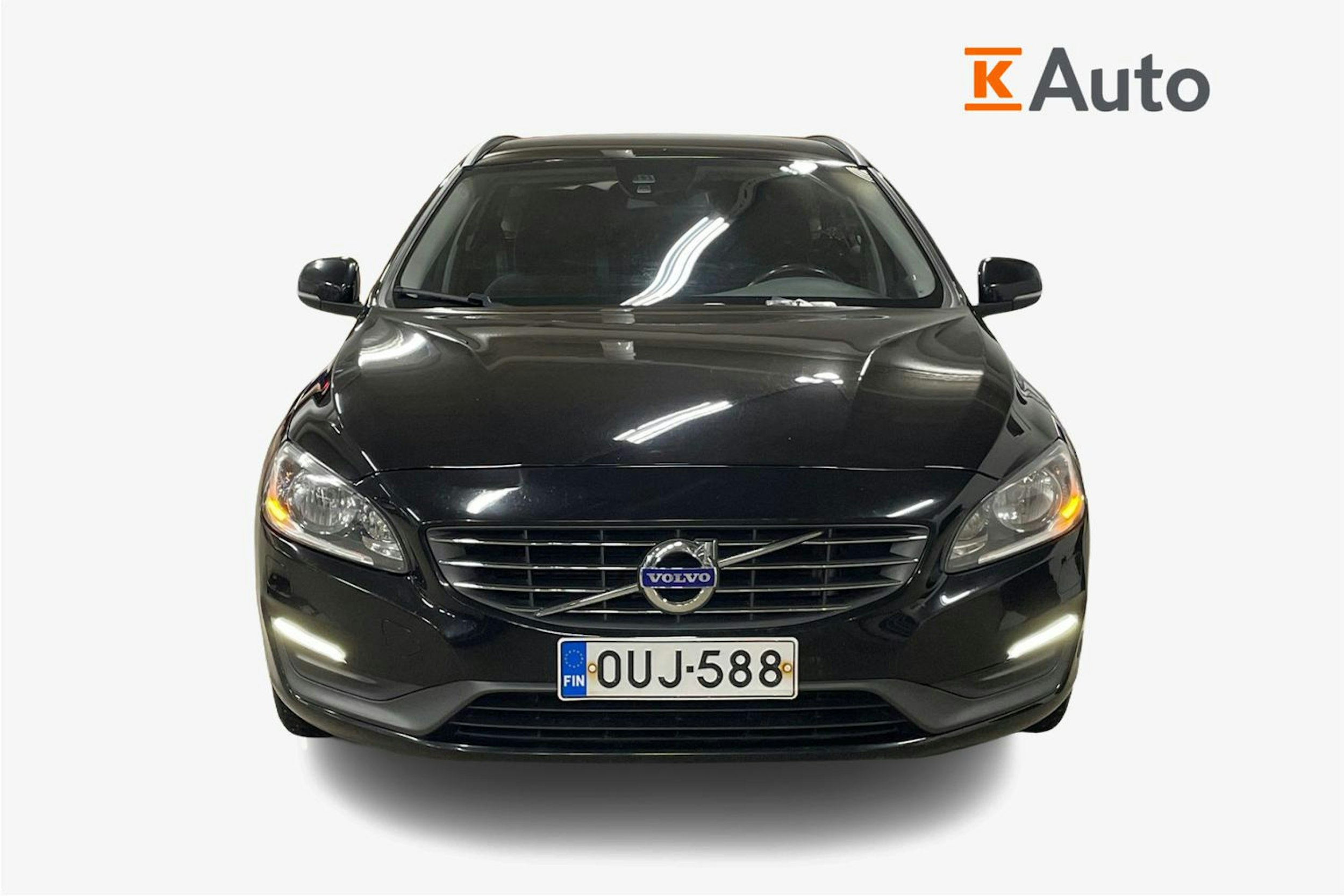 musta Volvo V60 2014 kuva 5.