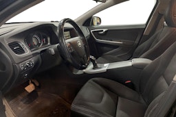 musta Volvo V60 2014 kuva 7.