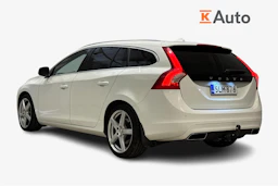 valkoinen Volvo V60 2014 kuva 3.
