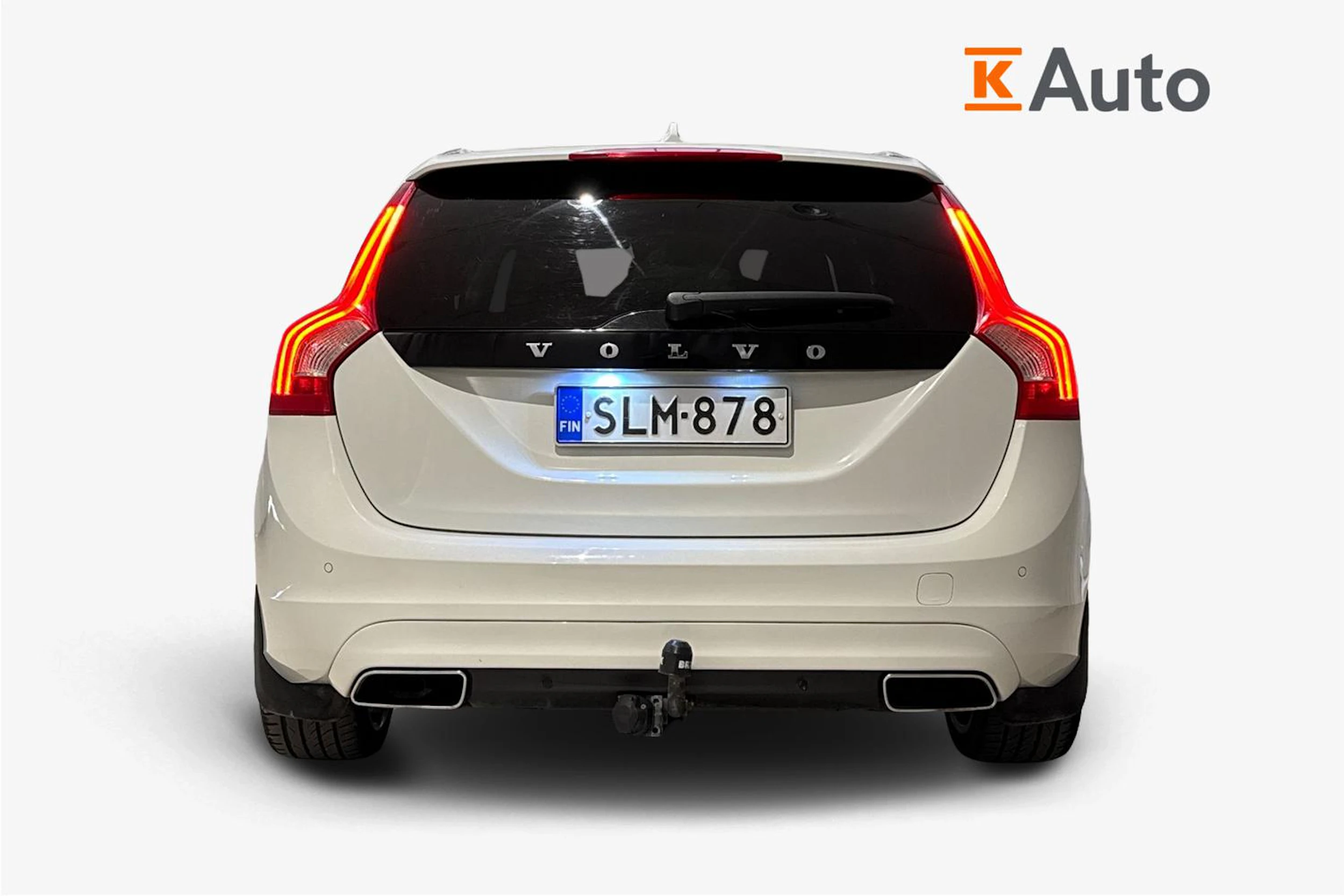 valkoinen Volvo V60 2014 kuva 4.