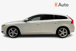 valkoinen Volvo V60 2014 kuva 7.