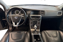 musta Volvo V60 2013 kuva 9.