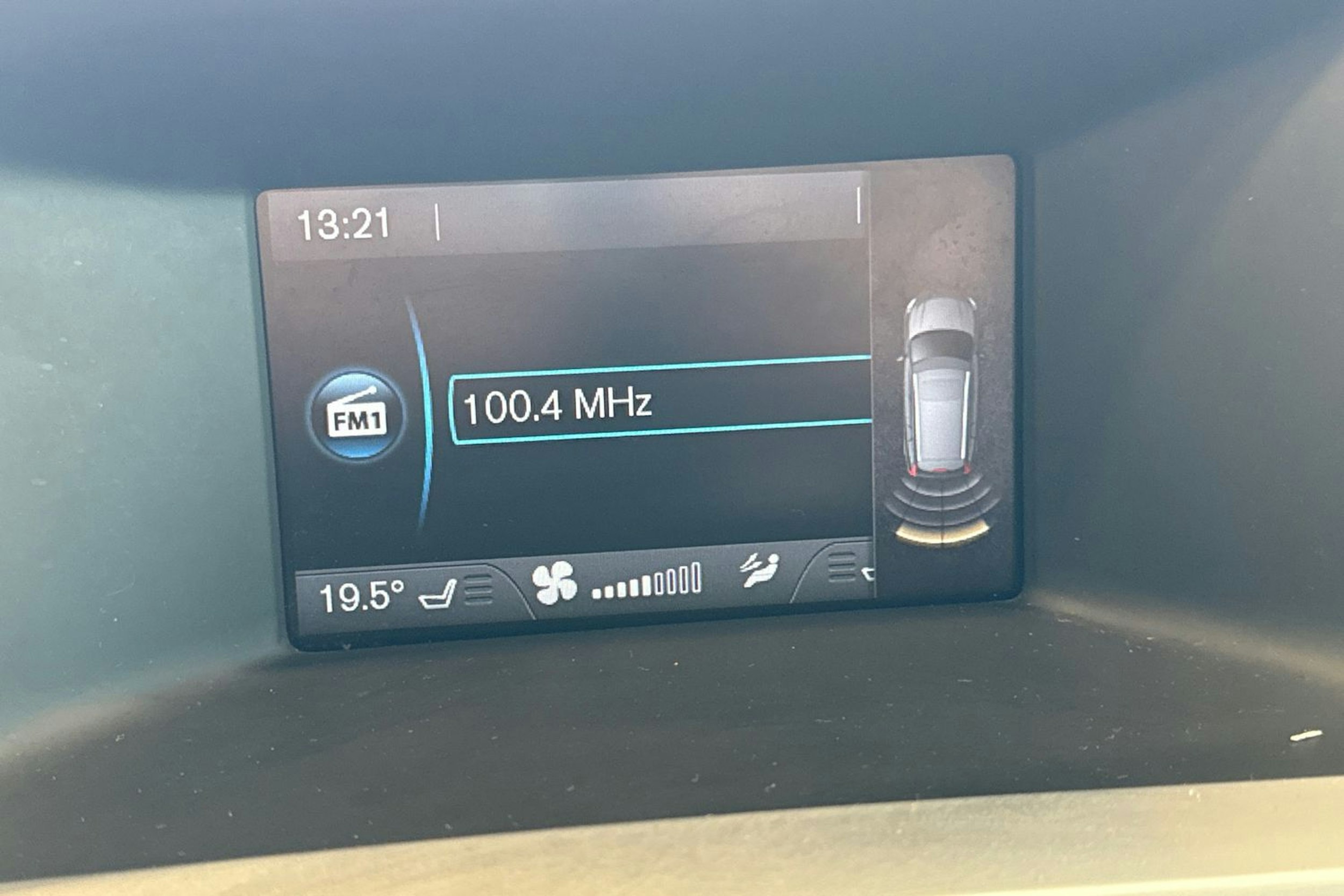 musta Volvo V60 2013 kuva 17.