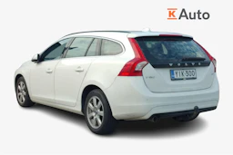 valkoinen Volvo V60 2013 kuva 2.