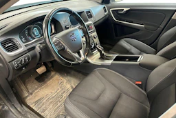 harmaa Volvo V60 2014 kuva 3.