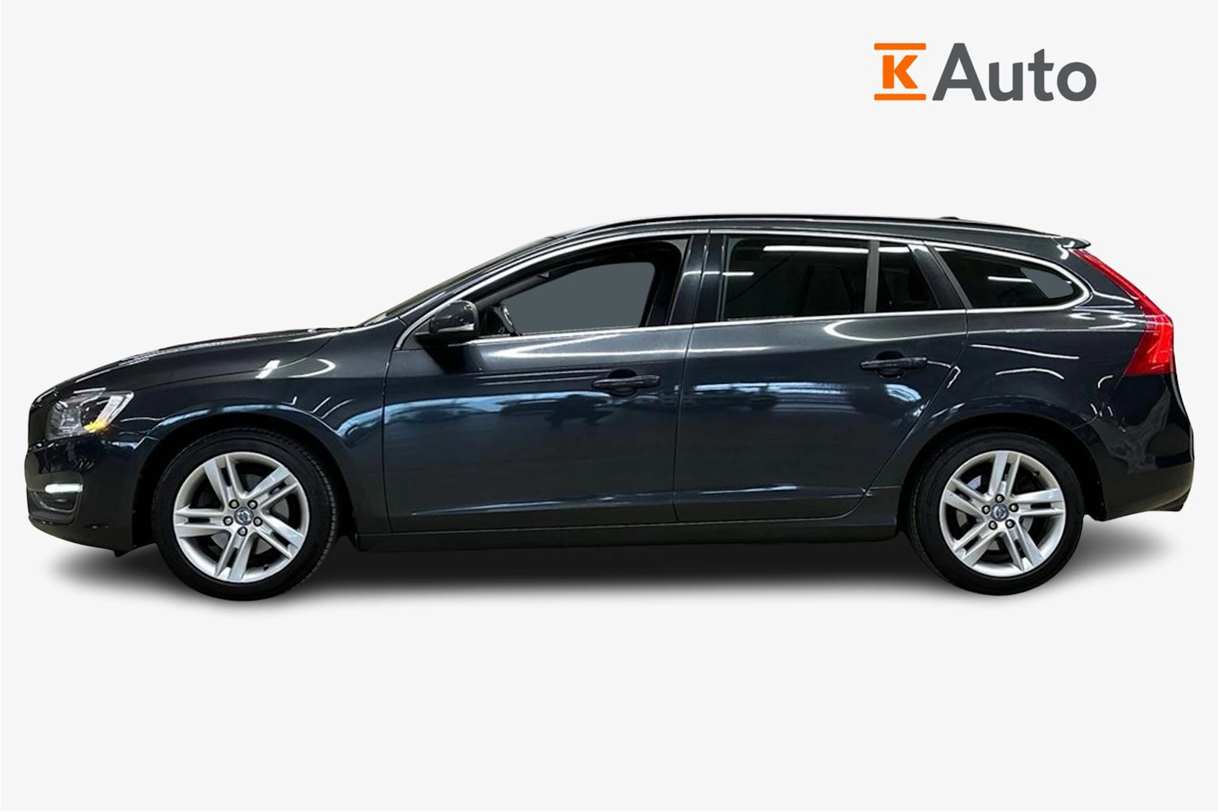 harmaa Volvo V60 2014 kuva 7.