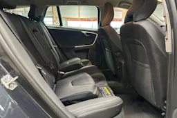 harmaa Volvo V60 2014 kuva 16.
